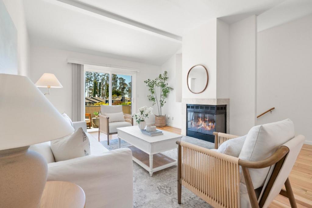 1125 Via Tornasol Property Photo 6
