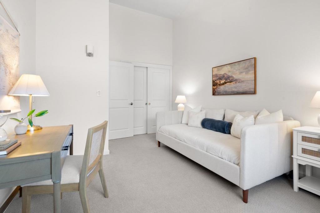 1125 Via Tornasol Property Photo 28