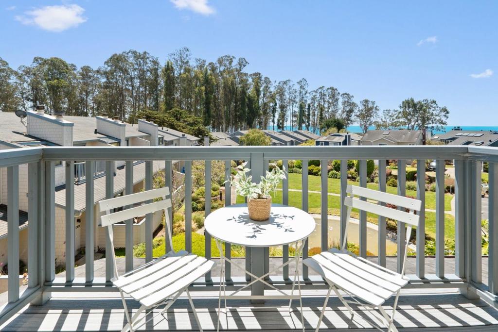 1125 Via Tornasol Property Photo 35