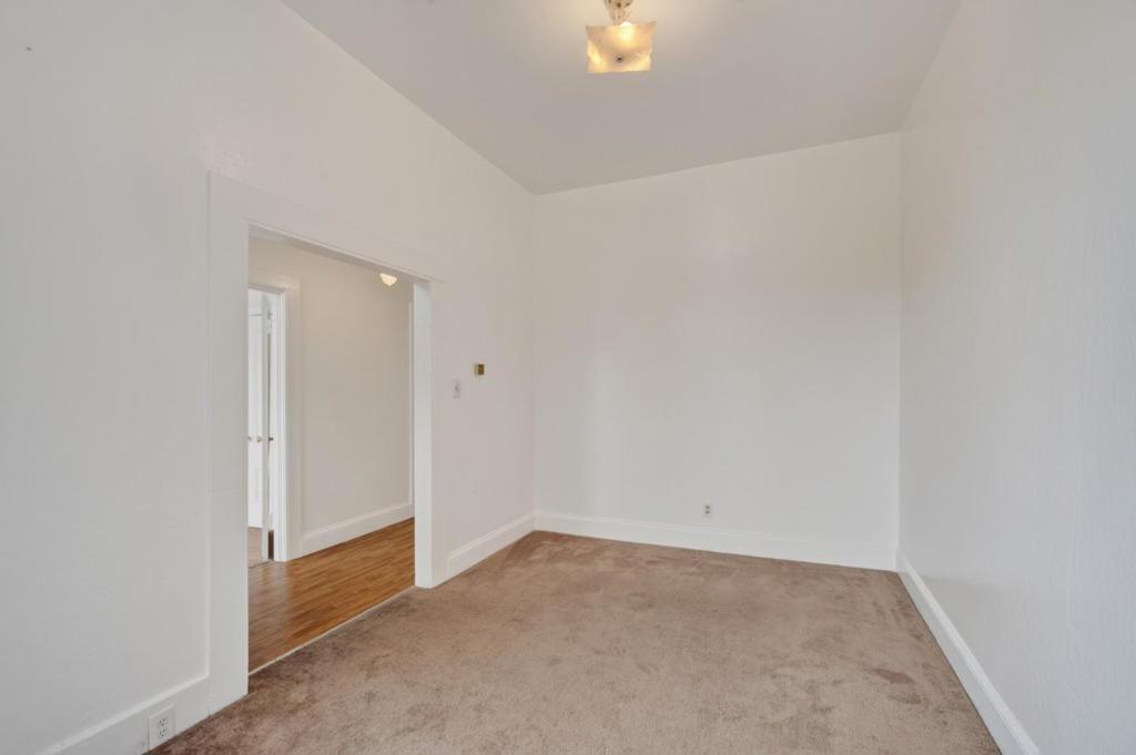 ML82055860 Property Photo 9