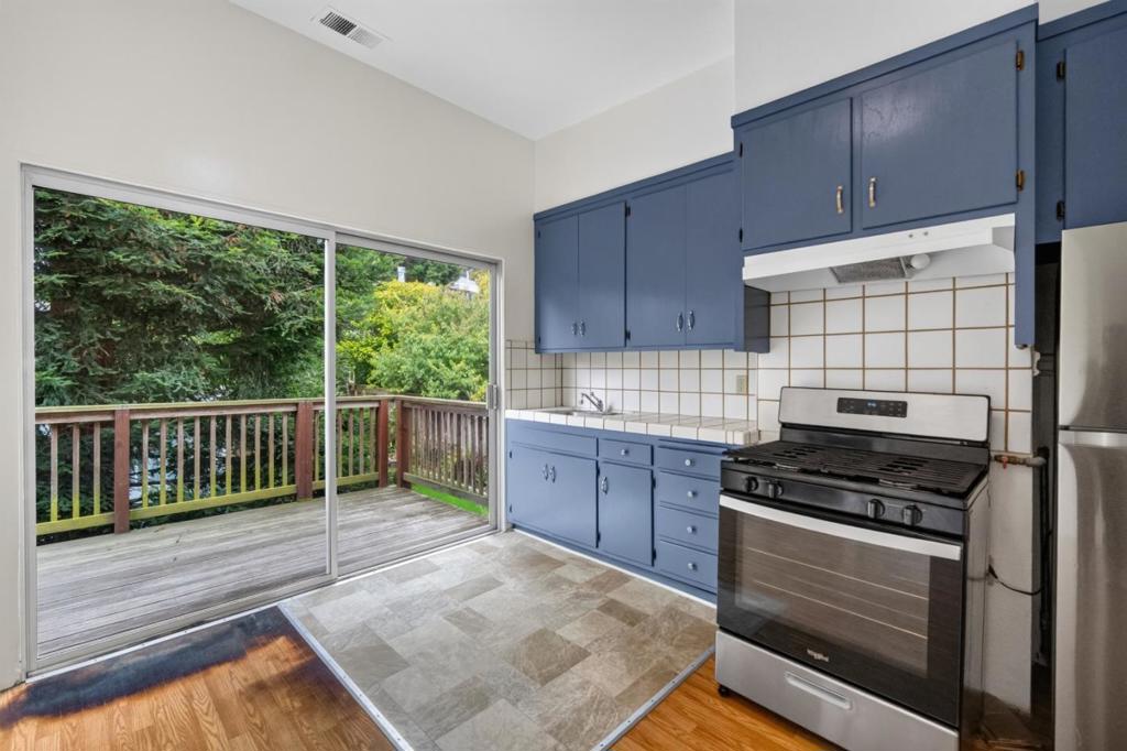 ML82055860 Property Photo 16