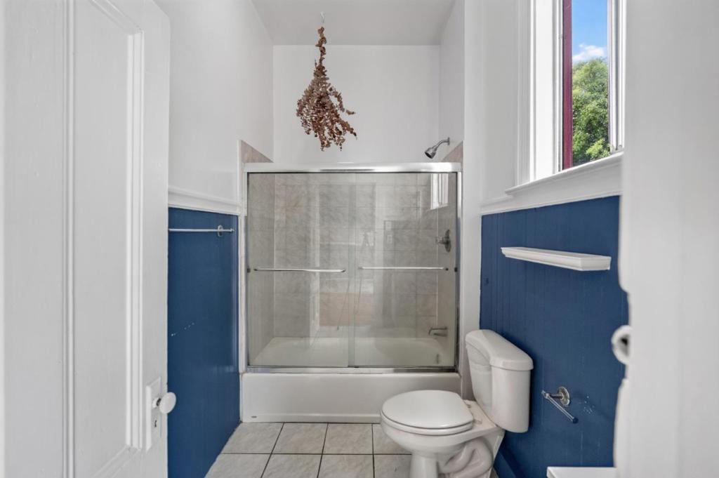 ML82055860 Property Photo 21