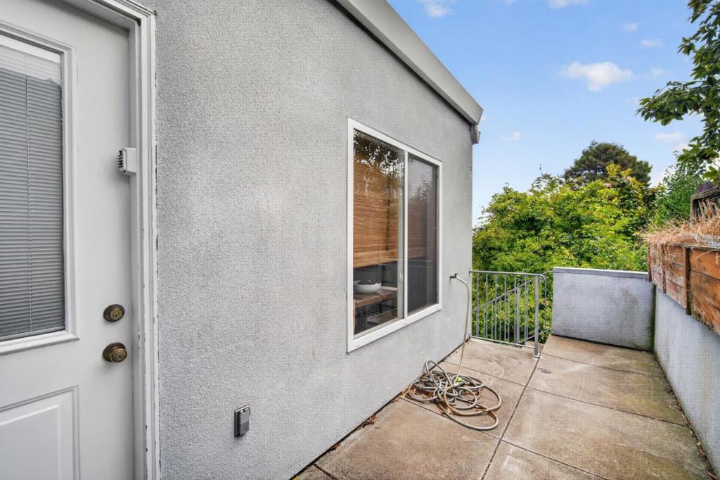 ML82055860 Property Photo 26