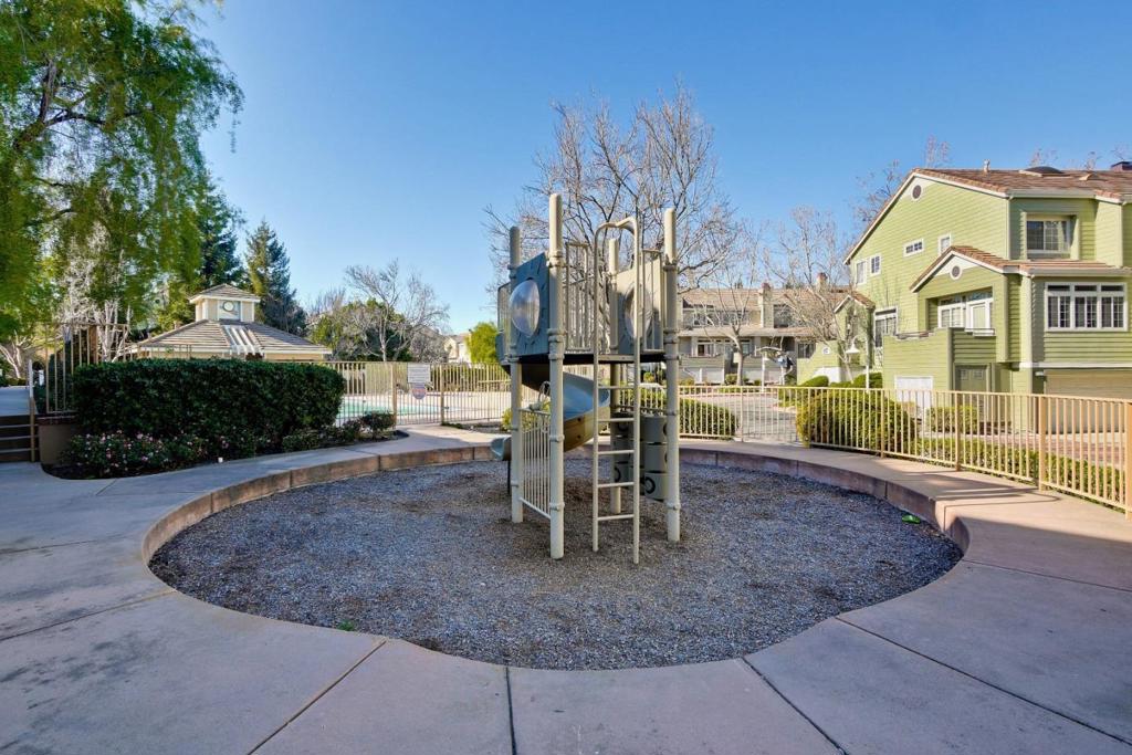 1171 La Rochelle Terrace G Property Photo 59