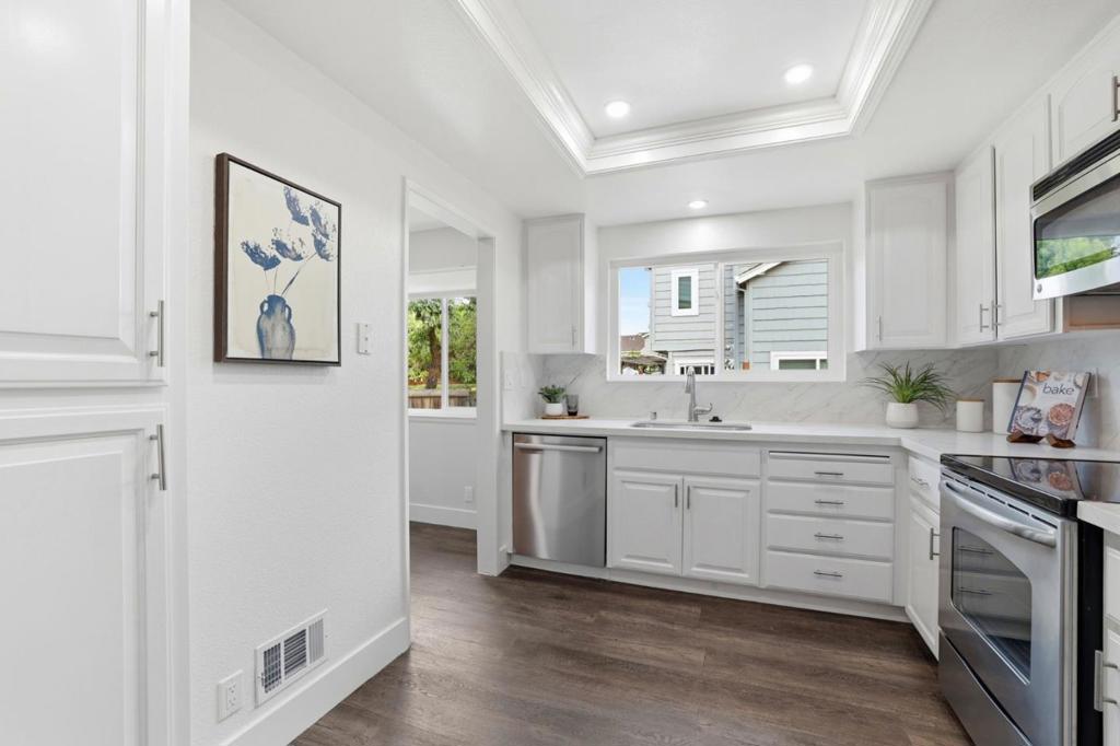 1548 Camden Village Circle Property Photo 14