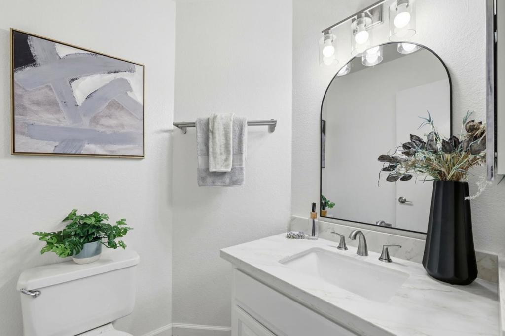 1548 Camden Village Circle Property Photo 17