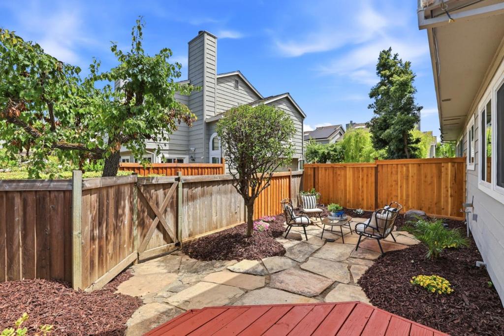 1548 Camden Village Circle Property Photo 38