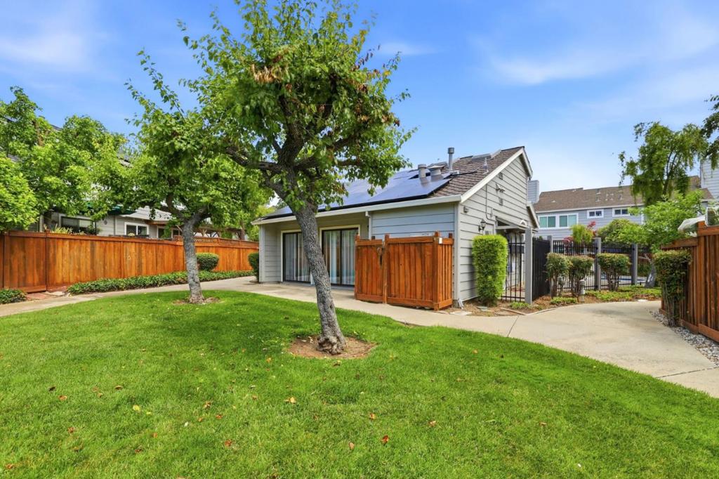 1548 Camden Village Circle Property Photo 48