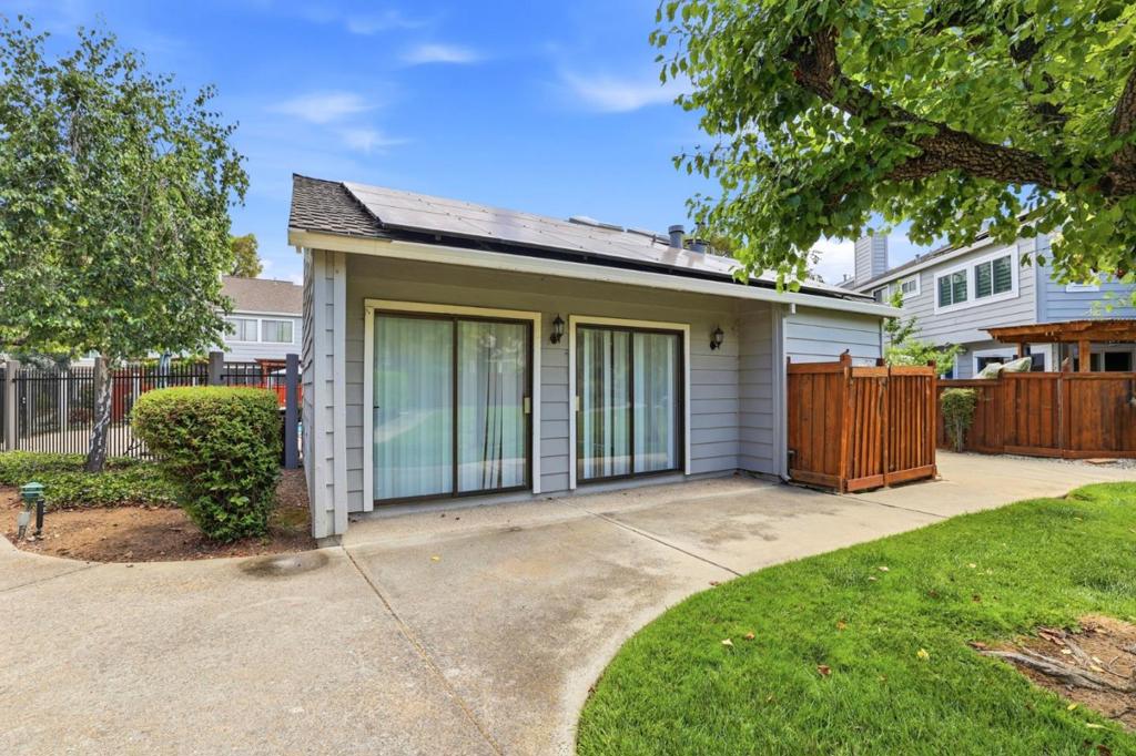1548 Camden Village Circle Property Photo 49