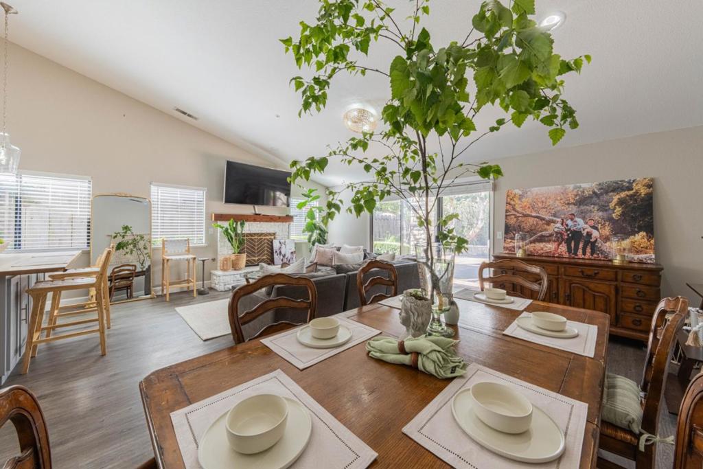 746 Nacional Court Property Photo 17