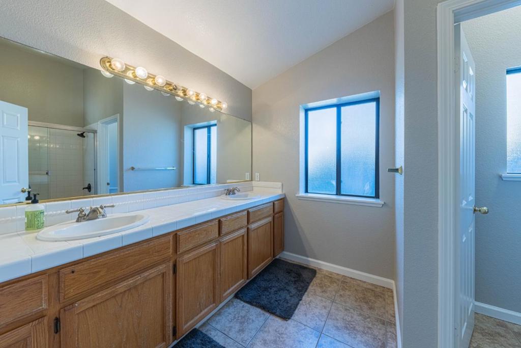 746 Nacional Court Property Photo 33