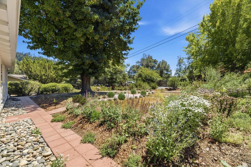 260 El Solyo Heights Drive Property Photo 22