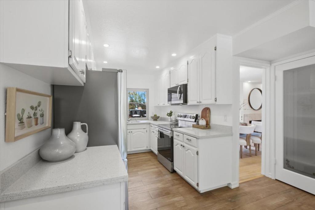 22963 Longdown Road Property Photo 17