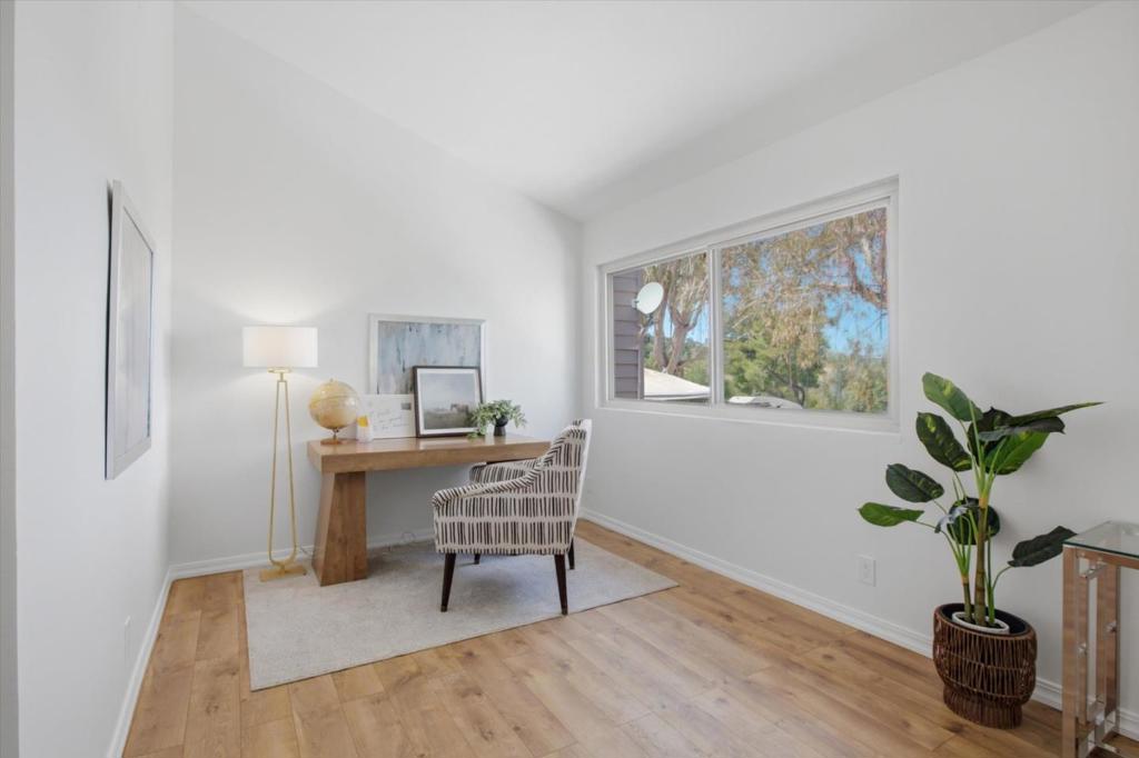 22963 Longdown Road Property Photo 27