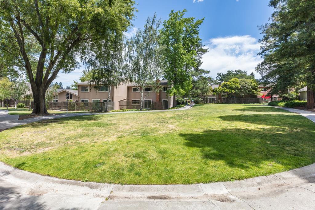 22963 Longdown Road Property Photo 67