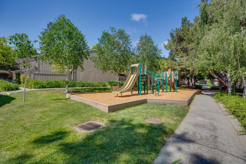 22963 Longdown Road Property Photo 71