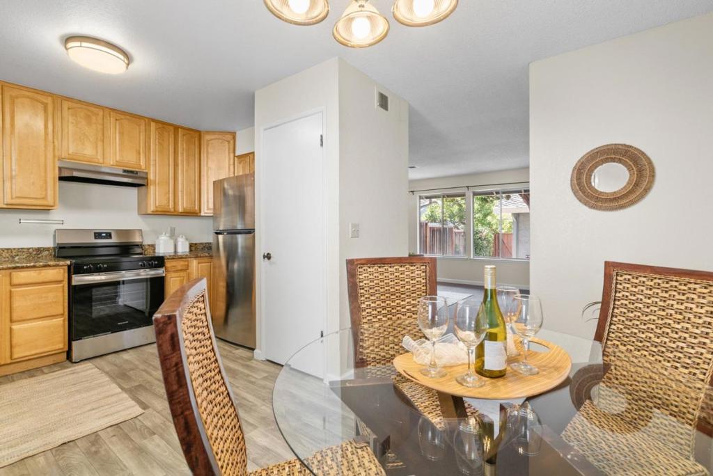 406 Sailfish Drive Property Photo 12