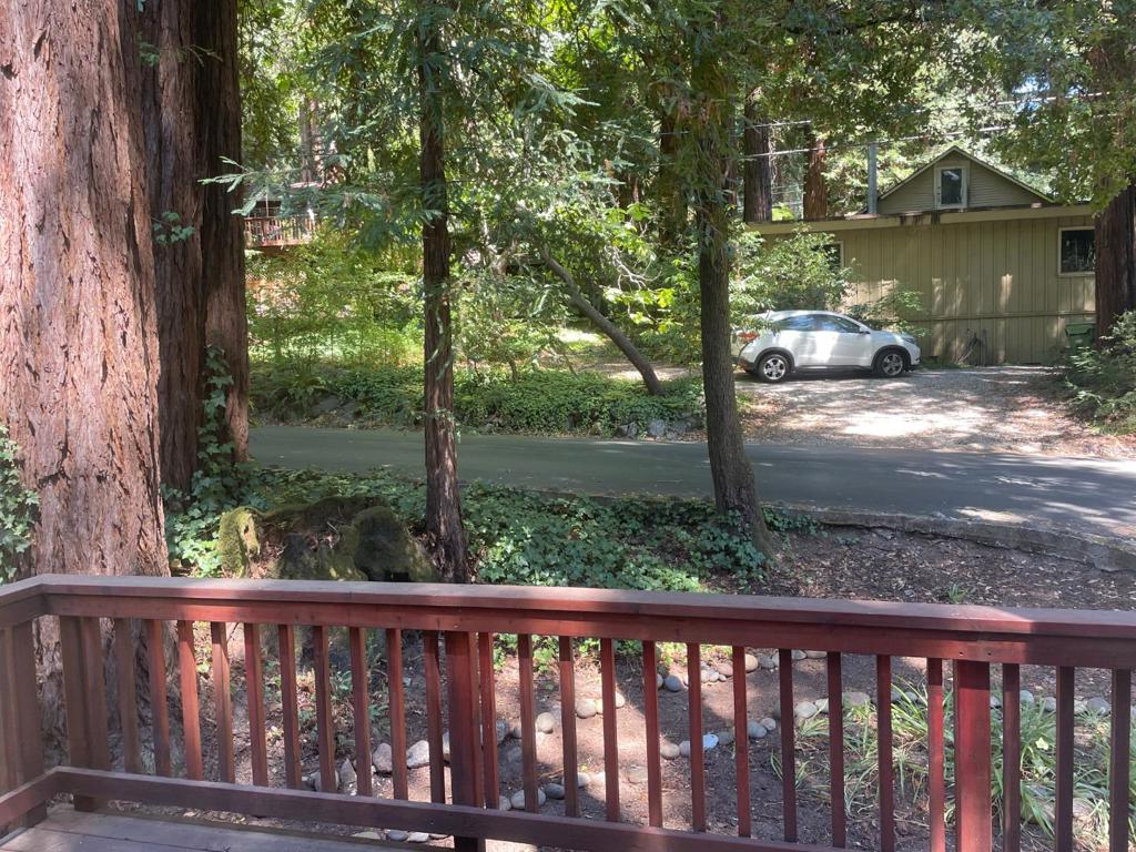 11045 Riverside Road Property Photo 9