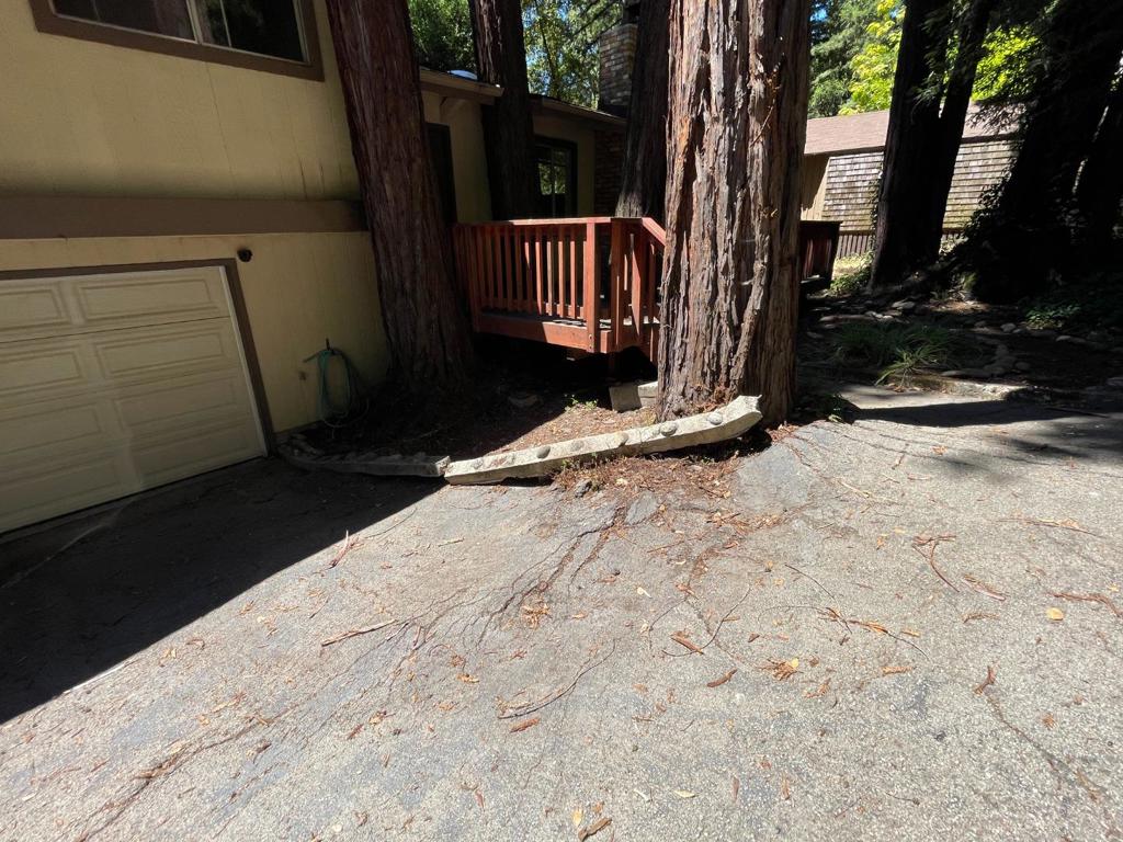 11045 Riverside Road Property Photo 11