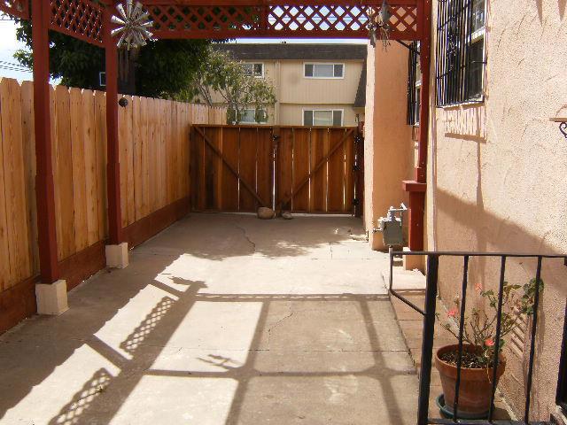224 W San Luis Street Property Photo 21