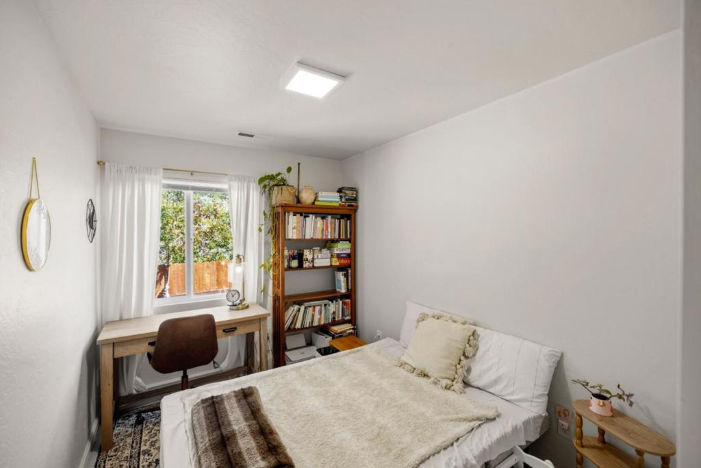 244 Mar Vista Drive Property Photo 11