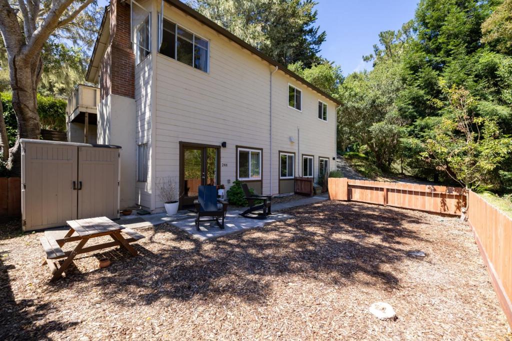 244 Mar Vista Drive Property Photo 12