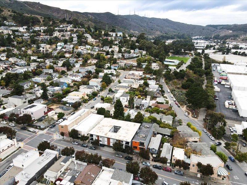 18 Visitacion Avenue Property Photo 2