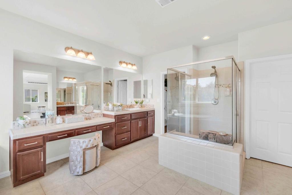 190 Fennel Court Property Photo 43
