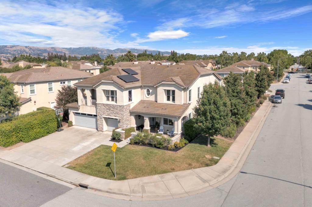 190 Fennel Court Property Photo 73