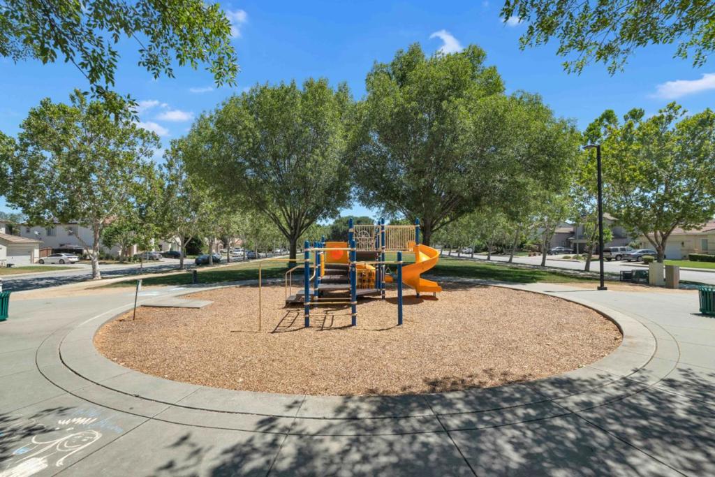 190 Fennel Court Property Photo 87
