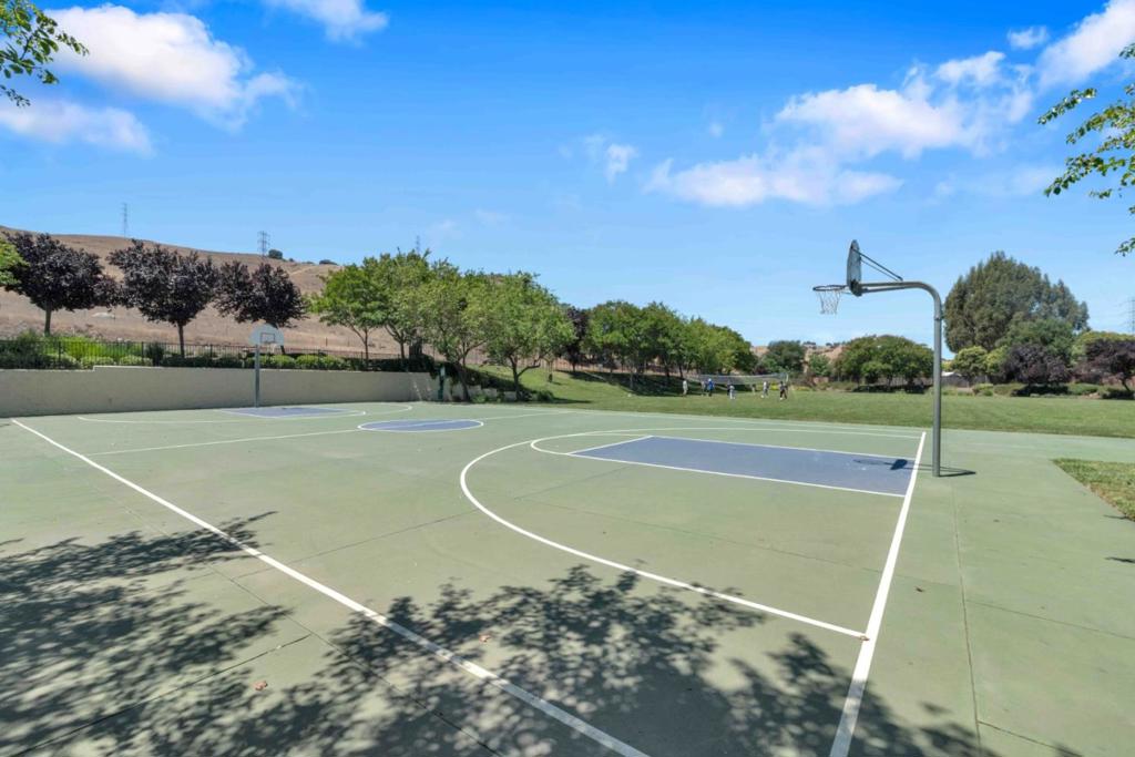 190 Fennel Court Property Photo 88