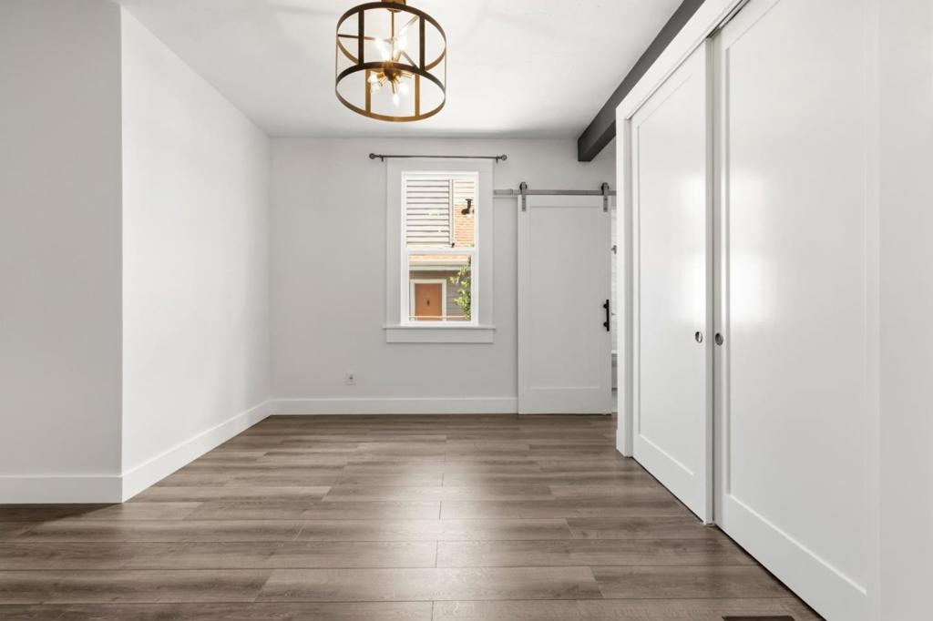 523 Baden Avenue Property Photo 8
