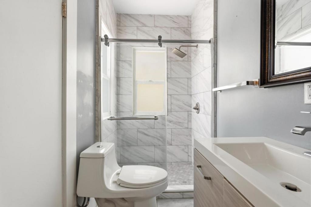 523 Baden Avenue Property Photo 13