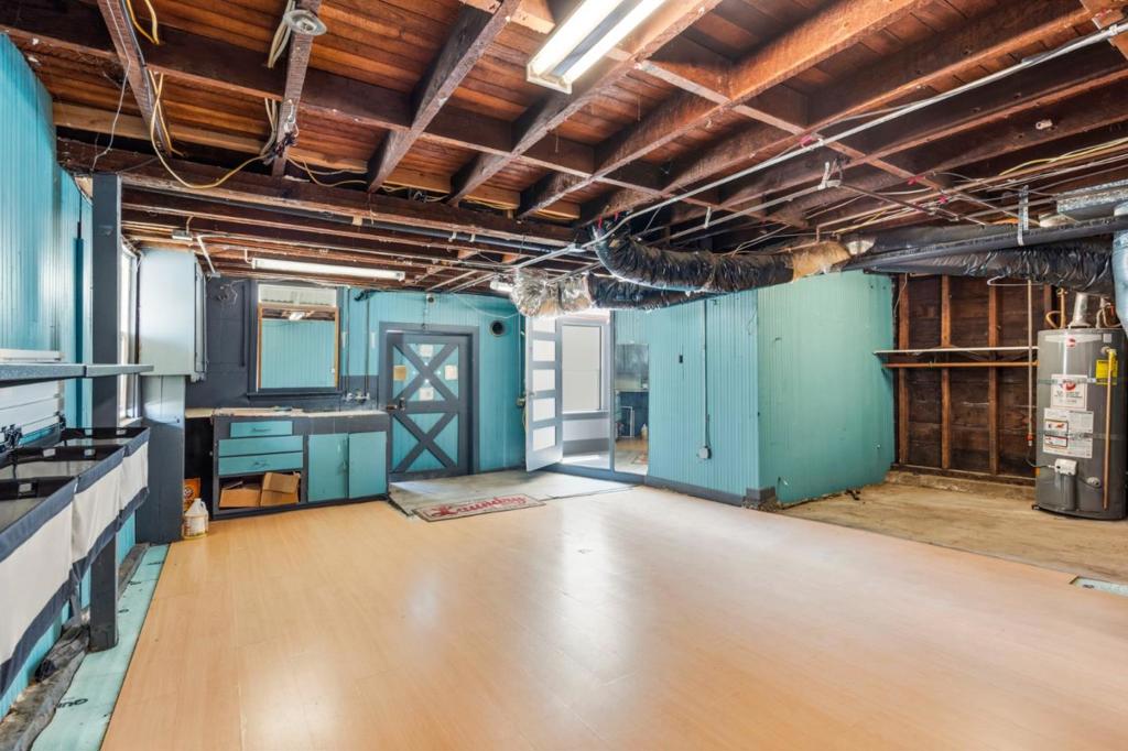 523 Baden Avenue Property Photo 31