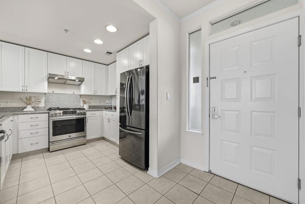 3901 Lick Mill Boulevard 337 Property Photo 4