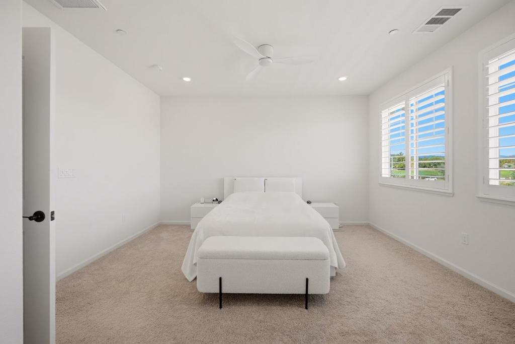 1649 Siderits Way Property Photo 14