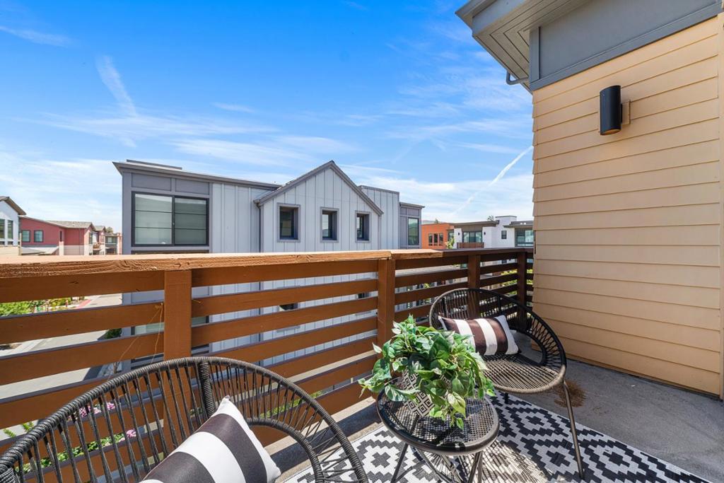 16015 Bartlett Court Property Photo 41