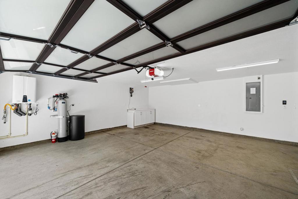 16015 Bartlett Court Property Photo 53