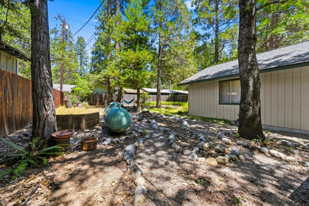 23035 Strauch Drive Property Photo 25