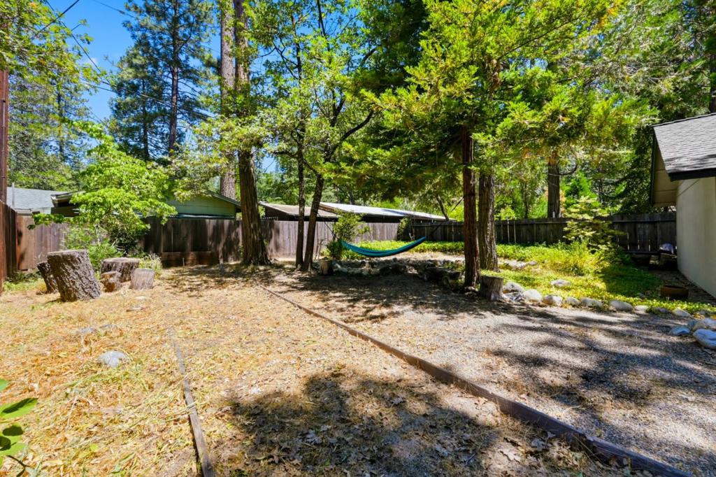 23035 Strauch Drive Property Photo 34