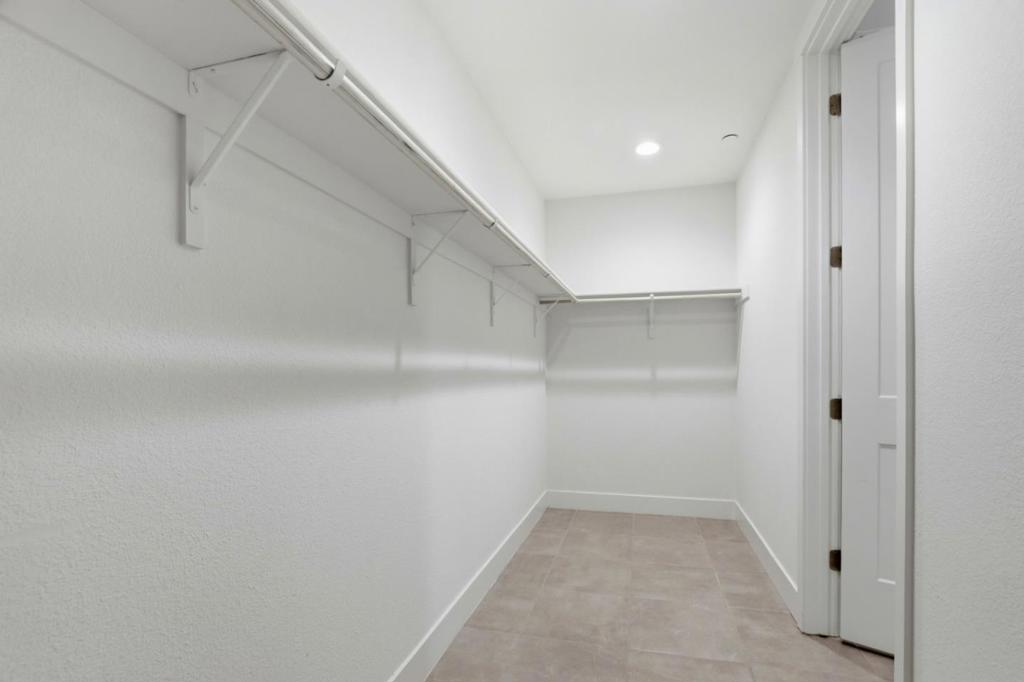 2166 Pastoral Loop Property Photo 37