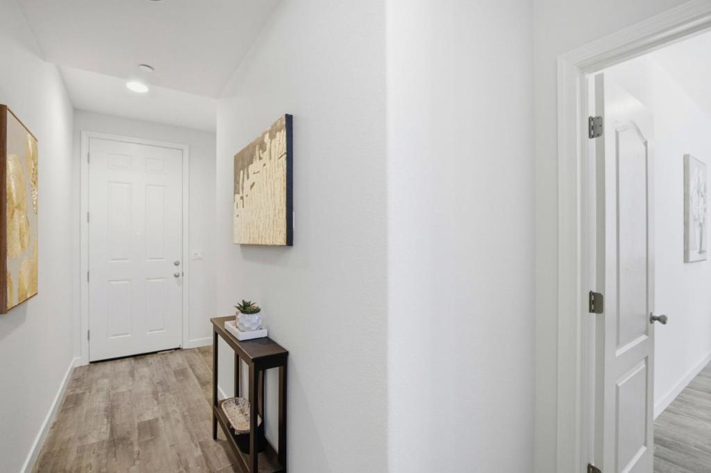 439 Ellicott Loop Property Photo 10