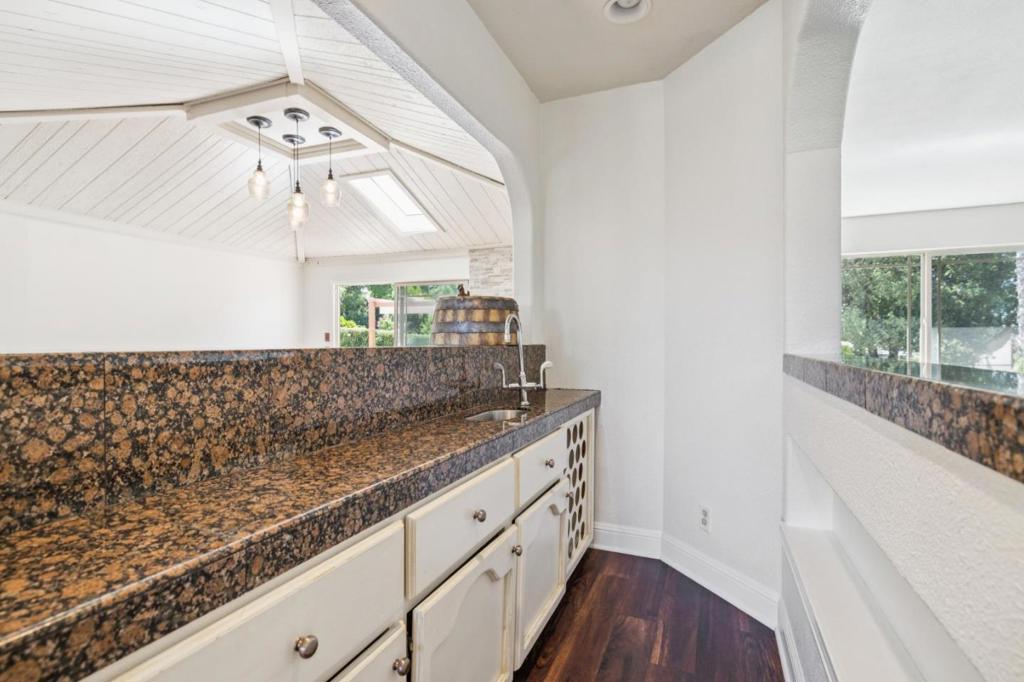 3120 Oak Leaf Court Property Photo 21