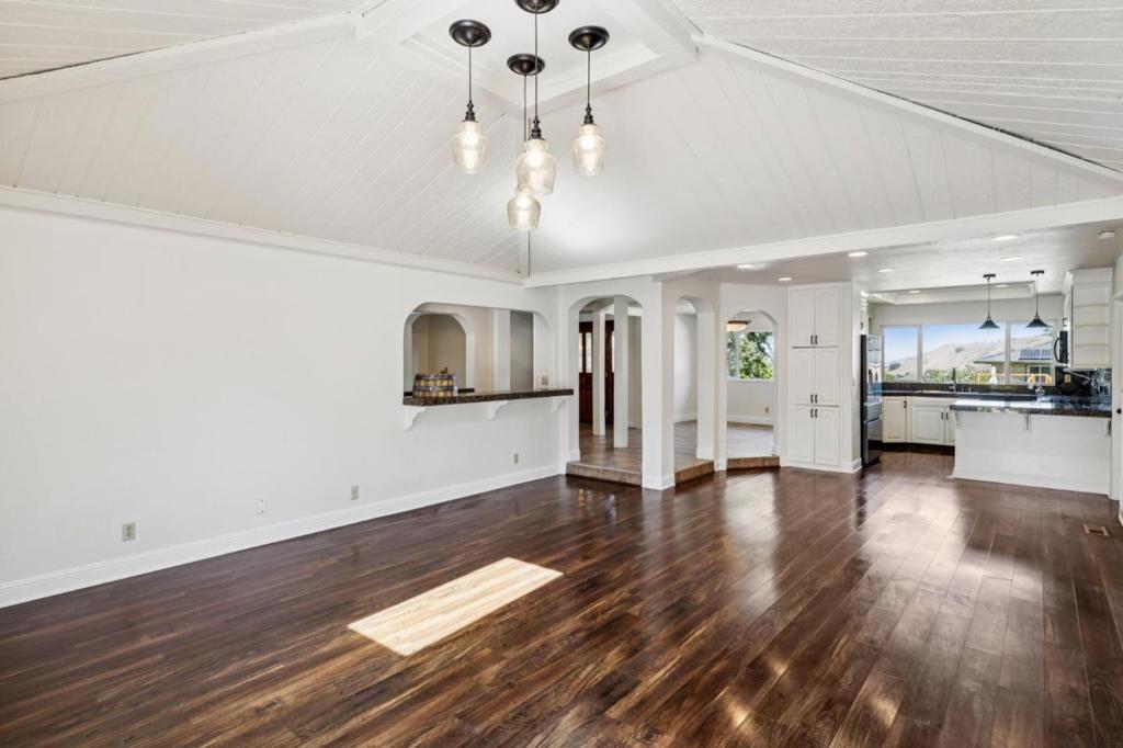 3120 Oak Leaf Court Property Photo 24