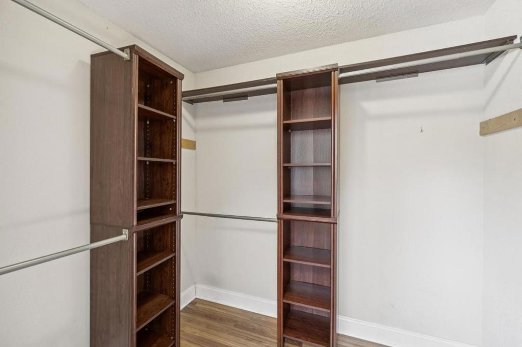 3120 Oak Leaf Court Property Photo 44