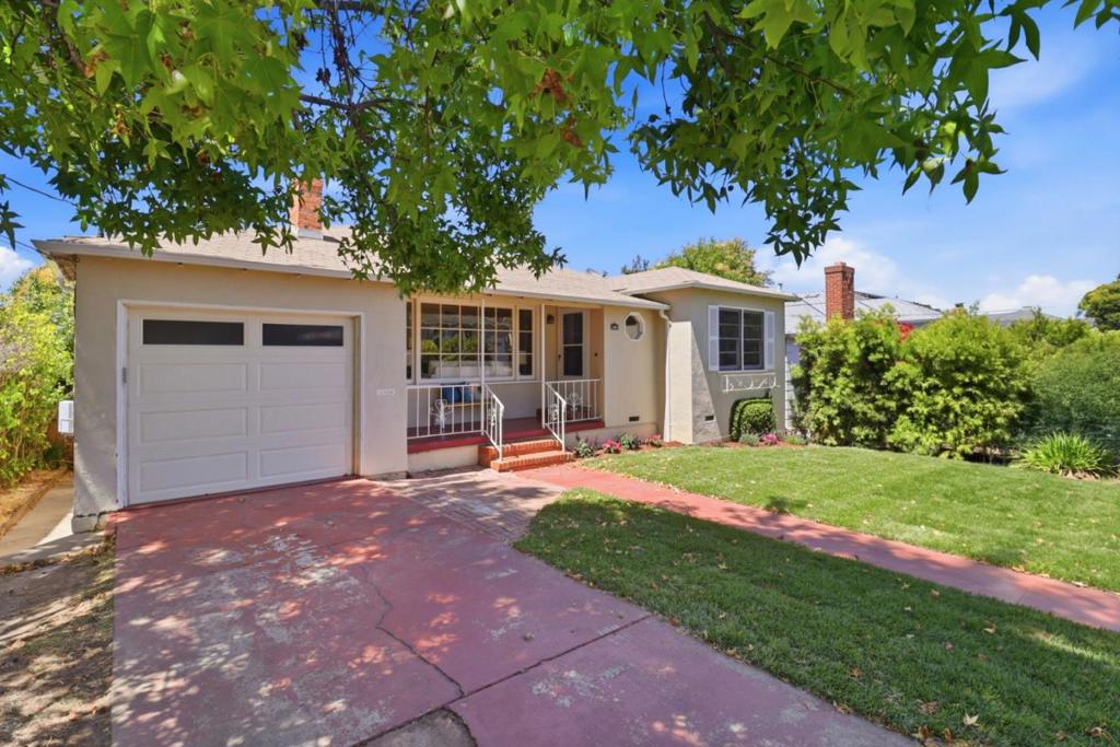 148 Burbank Avenue Property Photo 2