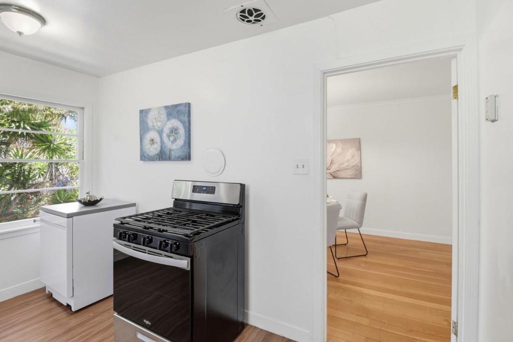 148 Burbank Avenue Property Photo 13