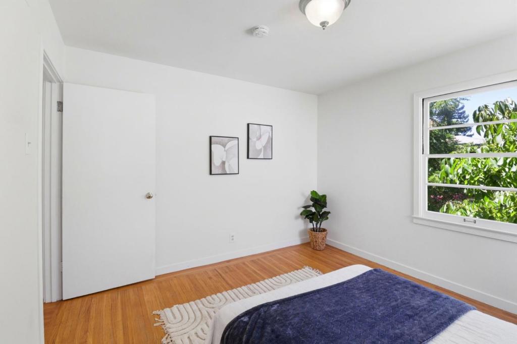 148 Burbank Avenue Property Photo 20