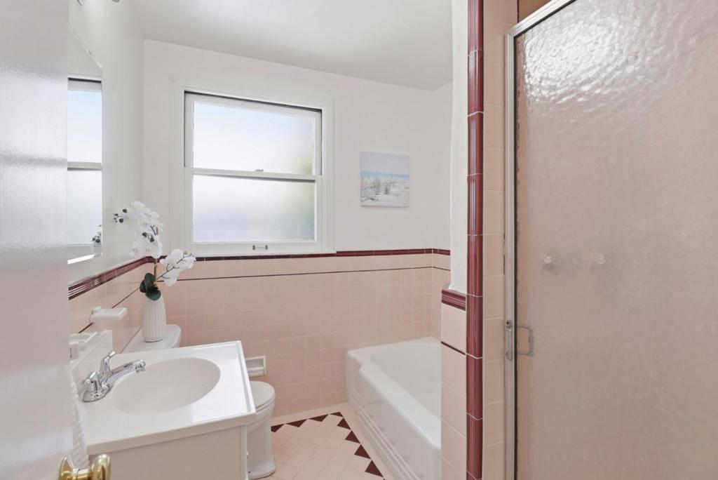 148 Burbank Avenue Property Photo 24