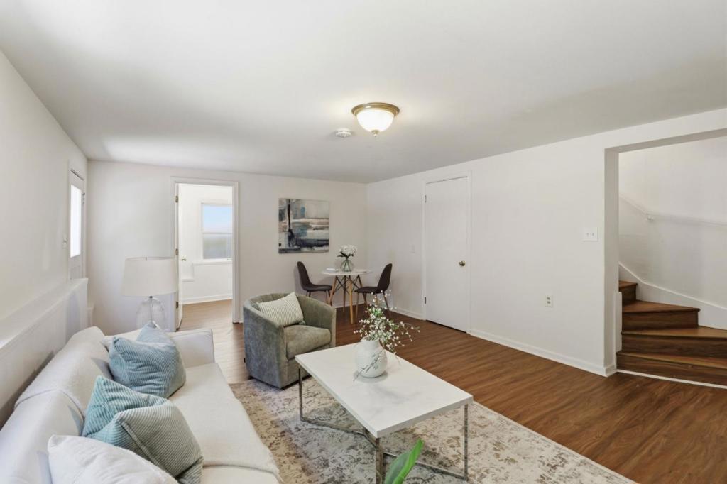 148 Burbank Avenue Property Photo 32